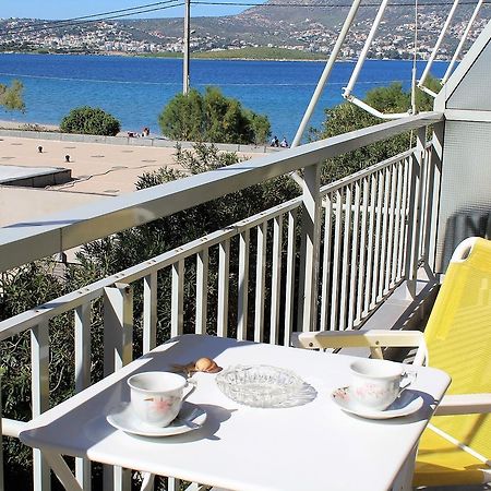 Apartment Sea View In Front Of The Beach Of Agia Marina Pórto Ráfti Eksteriør billede