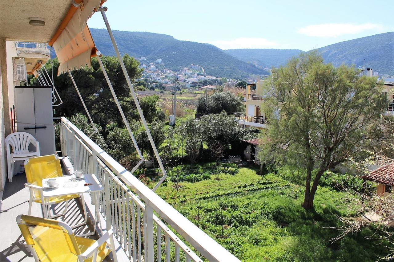 Apartment Sea View In Front Of The Beach Of Agia Marina Pórto Ráfti Eksteriør billede